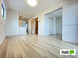 アデランテ黒田 201 2階2LDKのリビング/ダイニング