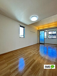 ヴァンクール新高 202 2階ワンルームのリビング/ダイニング