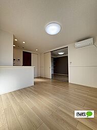 ヒカルサ和歌山本町 302 3階1LDKのリビング/ダイニング