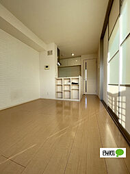 フィオーレ野崎III 102 1階1LDKのリビング/ダイニング