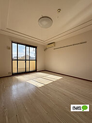 アムール・ミナト 201 2階1Kのリビング/ダイニング