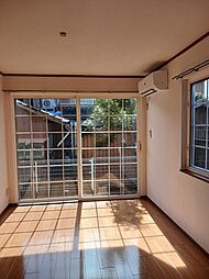 クレストール島 102 1階2DKのリビング/ダイニング