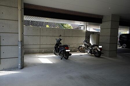 バイク置場