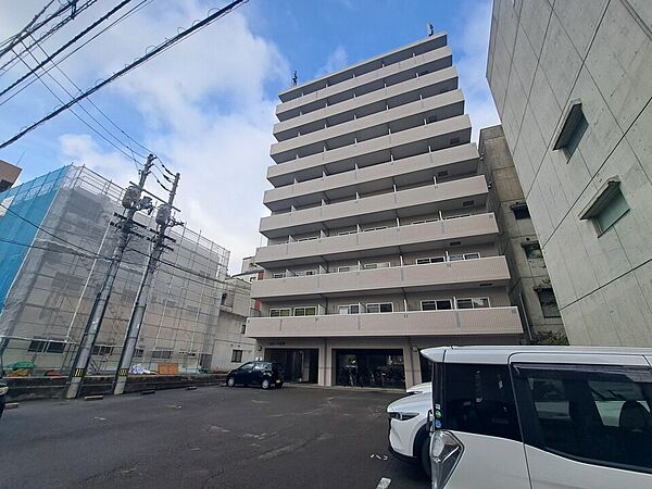 カローラ東雲 706 号室｜愛媛県松山市東雲町(賃貸マンション1R・7階・27.80㎡)の写真 その1