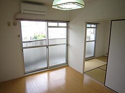 居間
