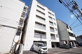 第二朝日 301 号室 ｜ 愛媛県松山市松前町2丁目（賃貸マンション1K・3階・25.66㎡） その1