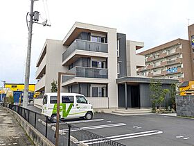 フェリシア朝生田 302 号室 ｜ 愛媛県松山市朝生田町5丁目（賃貸アパート1LDK・3階・42.67㎡） その1