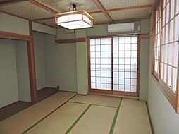 居間