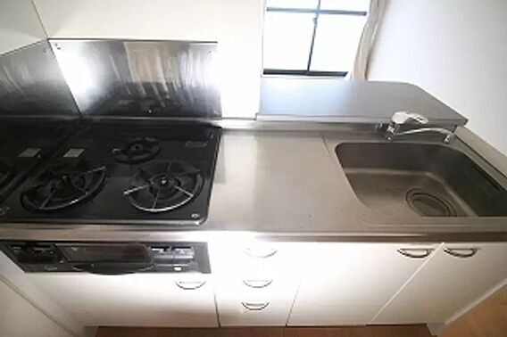 レオパレスマイファミーユ_内装_2