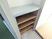 シューズボックス