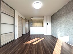 アヴェンセ　Ｂ棟 202 号室 2階2LDKのリビング/ダイニング