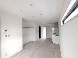 BELGRAVIA 鎌田駅前 PREMIUM 108 号室 1階1LDKのリビング/ダイニング