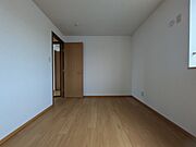 洋室6.3帖