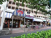 ジョナサン浦安店（414m）