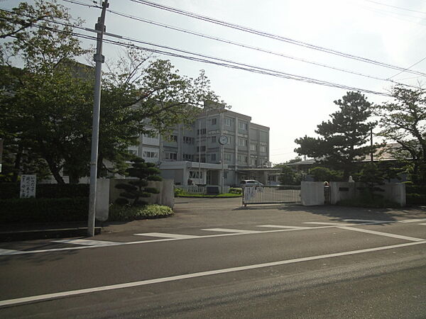 画像16:浜松市立積志中学校（1152m）