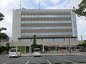 磐田市役所（492m）