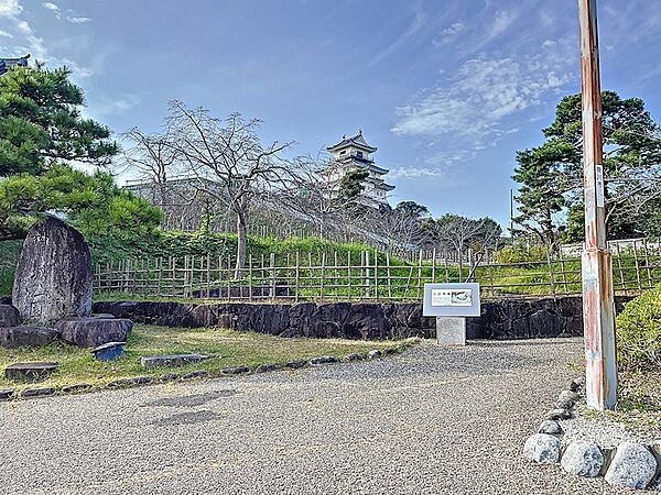 画像24:掛川城公園（1281m）