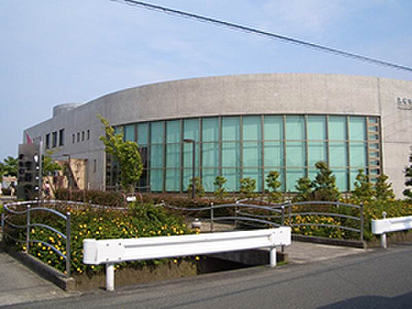画像16:浜松市立可新図書館（1708m）