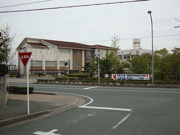 画像18:私立浜松日体中学校まで536m