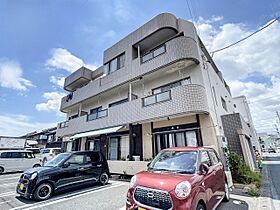 タウンベル 202 ｜ 静岡県浜松市中央区植松町1472-5（賃貸マンション2LDK・2階・52.06㎡） その1