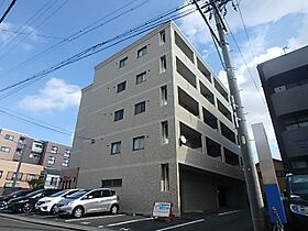 ルーチェ 302 ｜ 静岡県浜松市中央区塩町67（賃貸マンション1LDK・3階・61.75㎡） その1