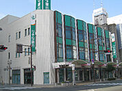 りそな銀行（177m）