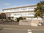 袋井市立浅羽東小学校（1587m）