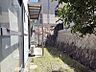 外観：季節の移ろいを感じられる団地で、落ち着いた環境が魅力の土地です