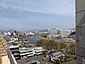 その他：川の流れと遠くの山々を望む、開放感ある眺望。都市の景観も楽しめるロケーションです。