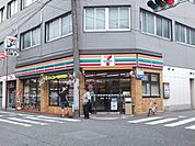 コンビニ「セブンイレブン広島横川駅北口店まで118ｍ」