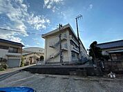 小学校「熊野町立熊野第一小学校まで608ｍ」