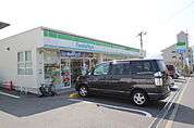コンビニ「ファミリーマート広島井口台店まで841ｍ」