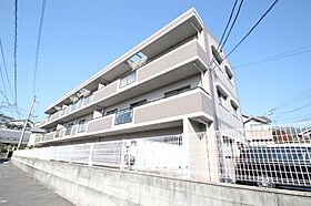 広島県安芸郡府中町石井城2丁目（賃貸マンション3LDK・1階・65.00㎡） その1