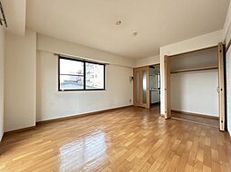 パレス西広島 5階1Kのリビング/ダイニング