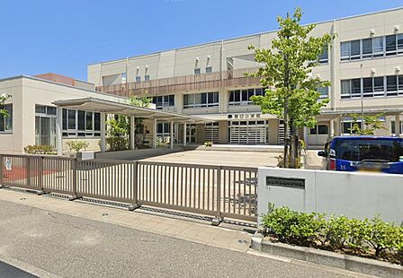 新潟市立笹口小学校(631m)