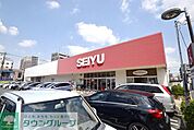 西友草加店 徒歩10分。 780m