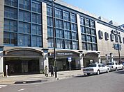 新越谷駅 720m