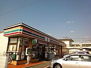 セブンイレブン三郷公園前店 455m