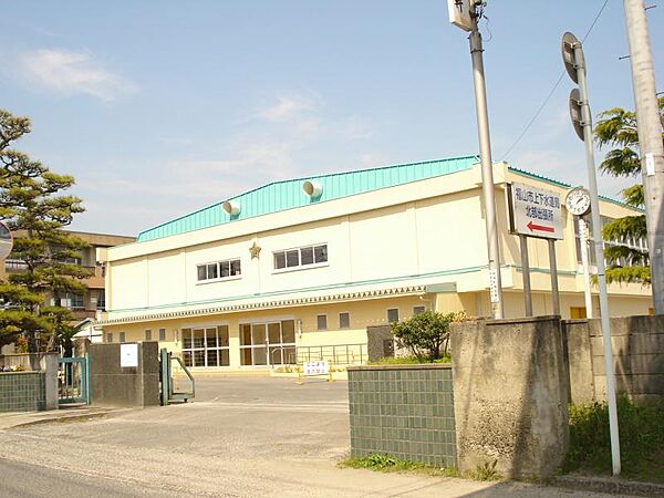 【小学校】福山市立駅家小学校まで618ｍ