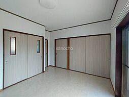 居間