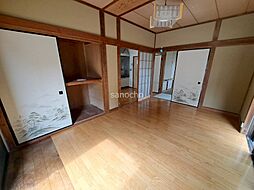 居間