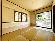 おだやかな気持ちになれる和室♪ゴロゴロして過ごしたいですね♪