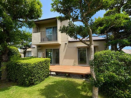 緑あふれるメゾネットタイプのマンション♪癒しの空間が広がります！