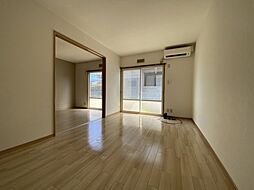 居間