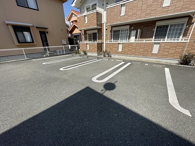 4 / 4
