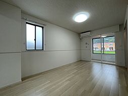 ベル　フィオーレ　Ｂ 104 1階1LDKのリビング/ダイニング