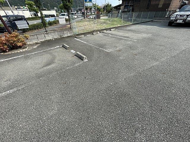 5 / 15