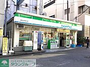 ファミリーマート湘南台駅西口店 徒歩5分。コンビニ 350m