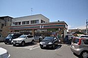 セブンイレブン藤沢片瀬店 324m
