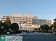 藤沢市民病院 徒歩11分。病院 820m